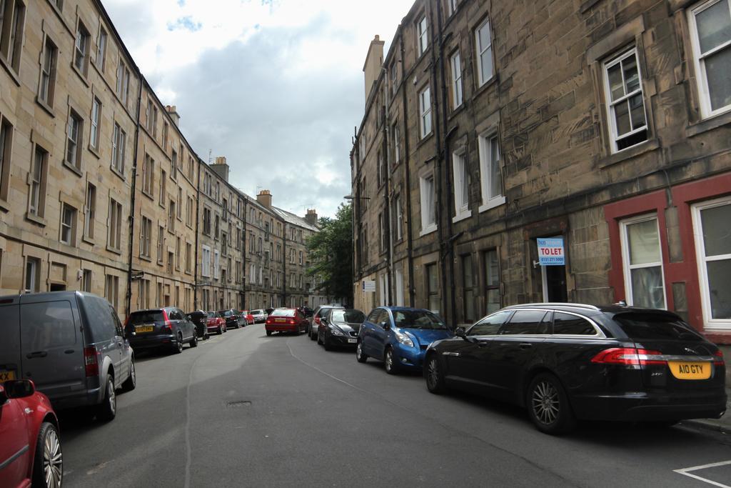 Apartamento Chic & Bright Flat Near Holyrood Park Edimburgo Habitación foto