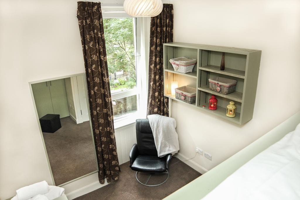 Apartamento Chic & Bright Flat Near Holyrood Park Edimburgo Habitación foto