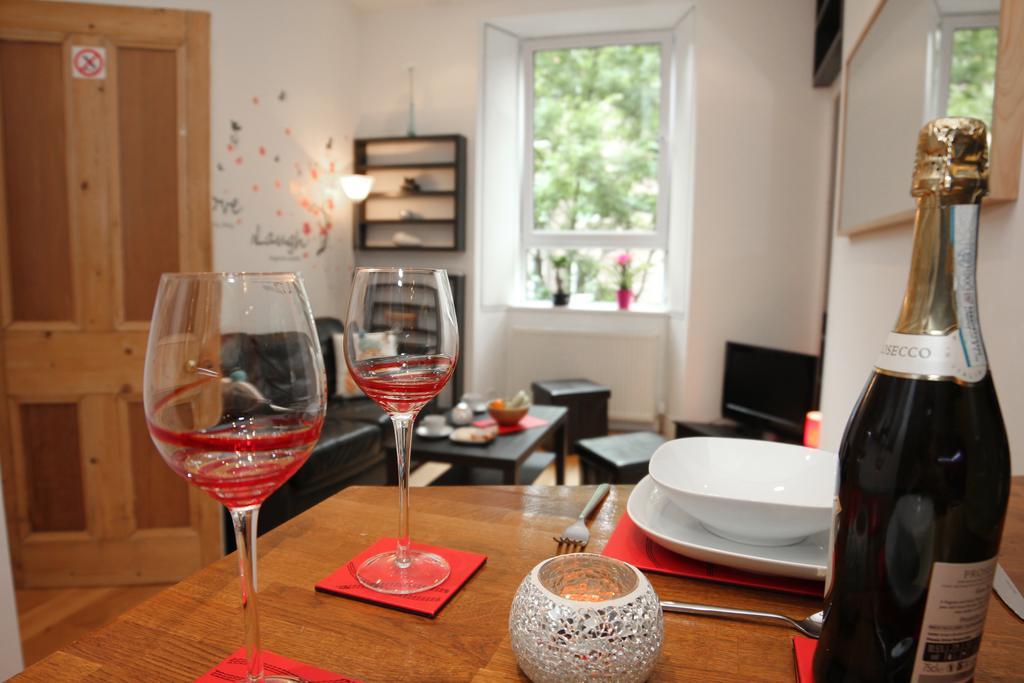 Apartamento Chic & Bright Flat Near Holyrood Park Edimburgo Habitación foto